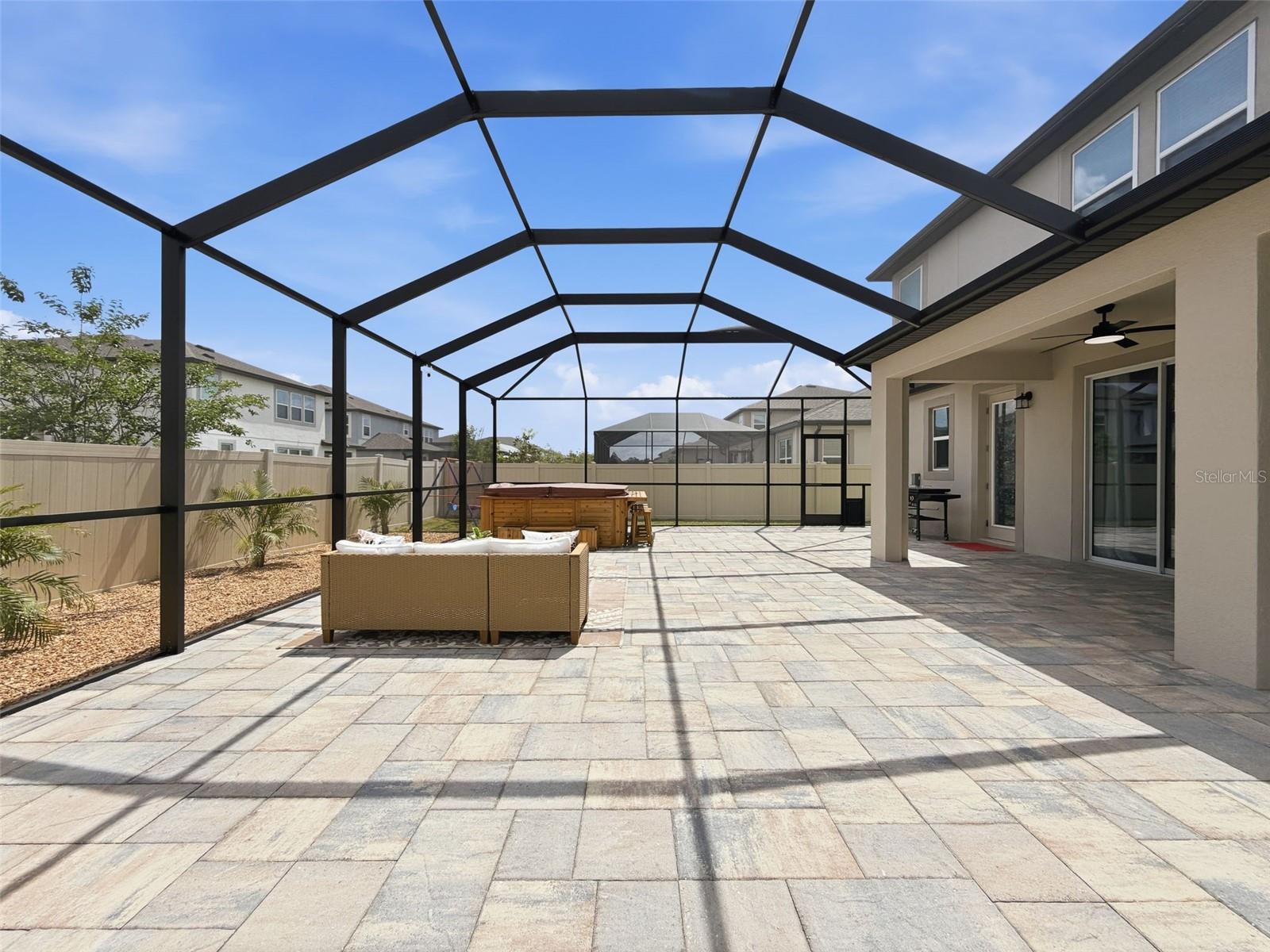 33163 SYCAMORE LEAF DR, WESLEY CHAPEL, FL, 33545