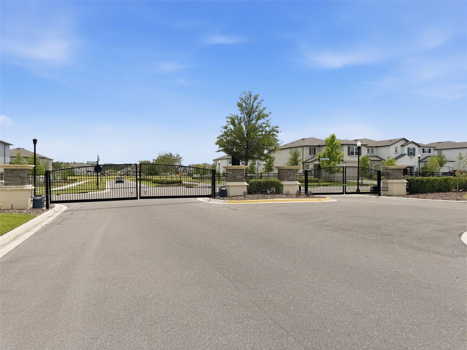 33163 SYCAMORE LEAF DR, WESLEY CHAPEL, FL, 33545