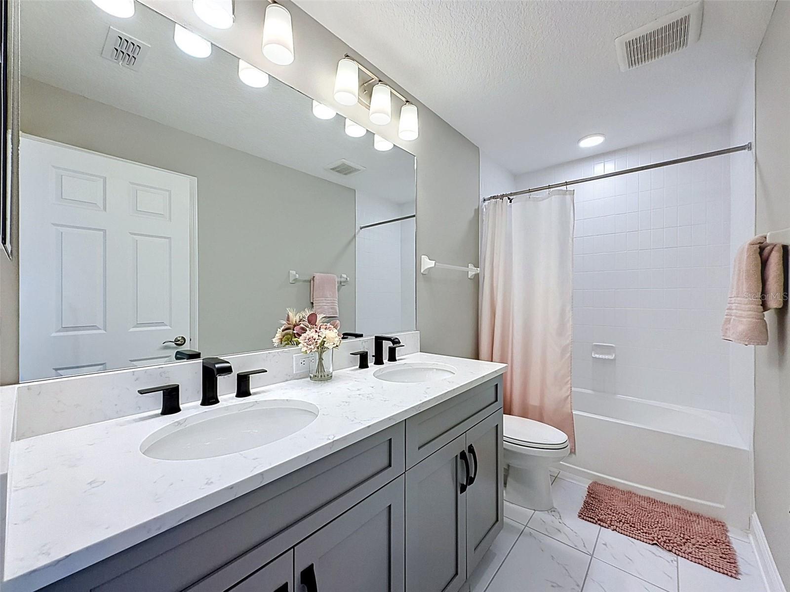 33163 SYCAMORE LEAF DR, WESLEY CHAPEL, FL, 33545