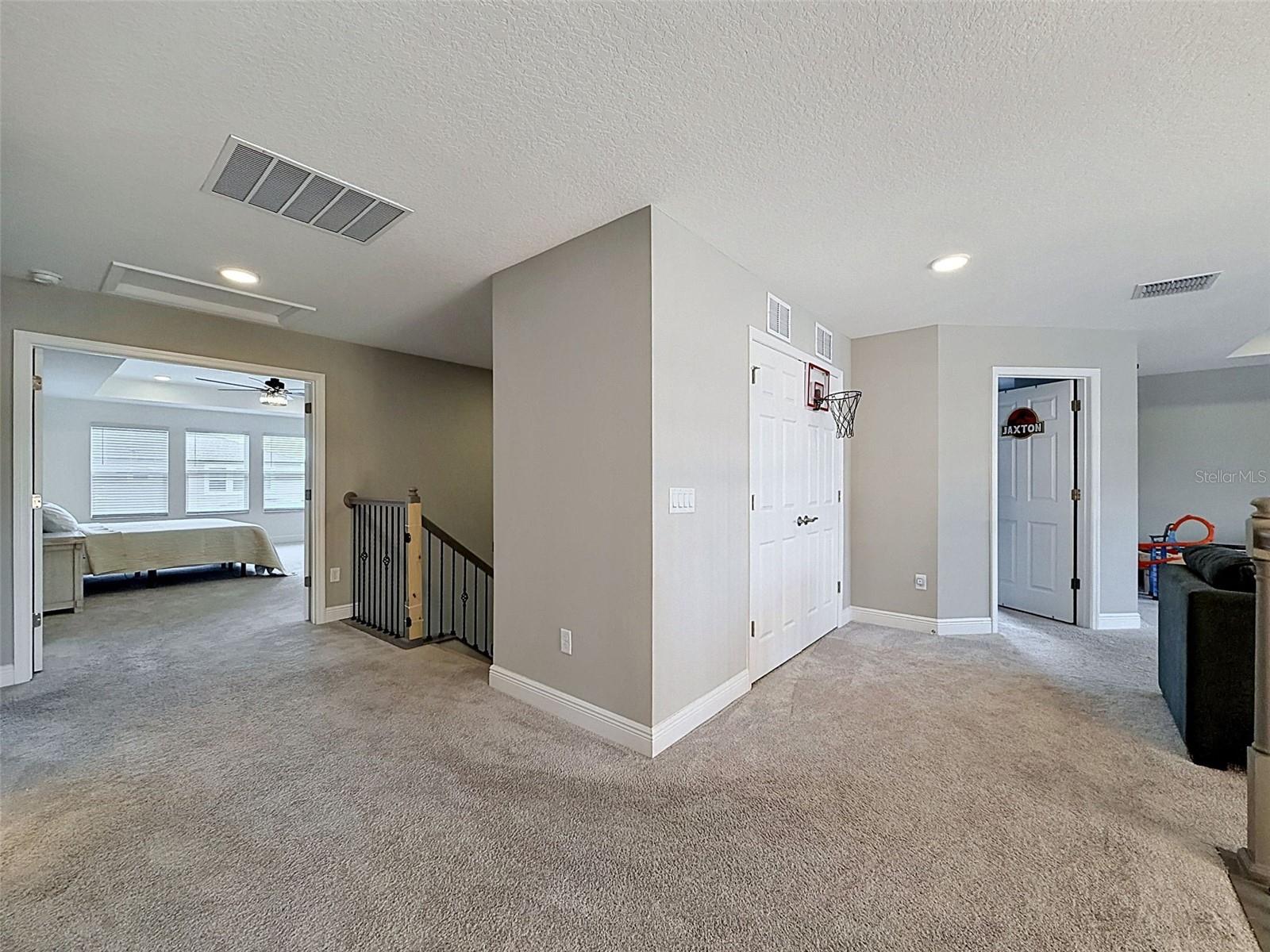 33163 SYCAMORE LEAF DR, WESLEY CHAPEL, FL, 33545