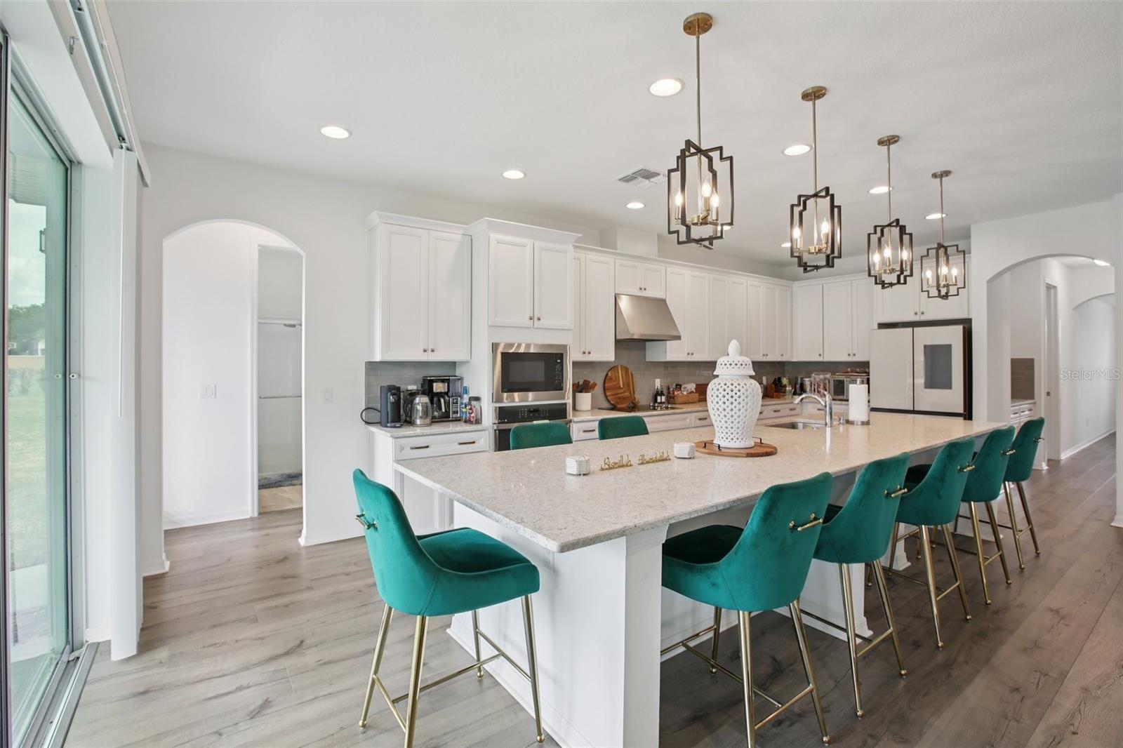 9508 PYRENEES PL, SEFFNER, FL, 33584