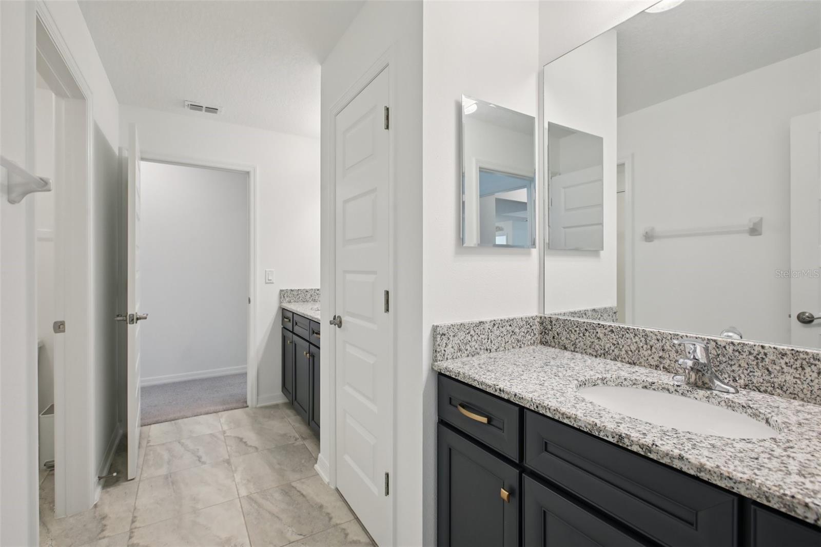 9508 PYRENEES PL, SEFFNER, FL, 33584