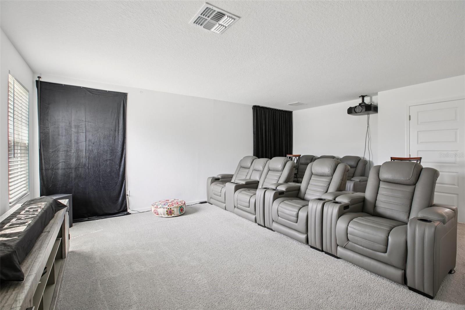 9508 PYRENEES PL, SEFFNER, FL, 33584
