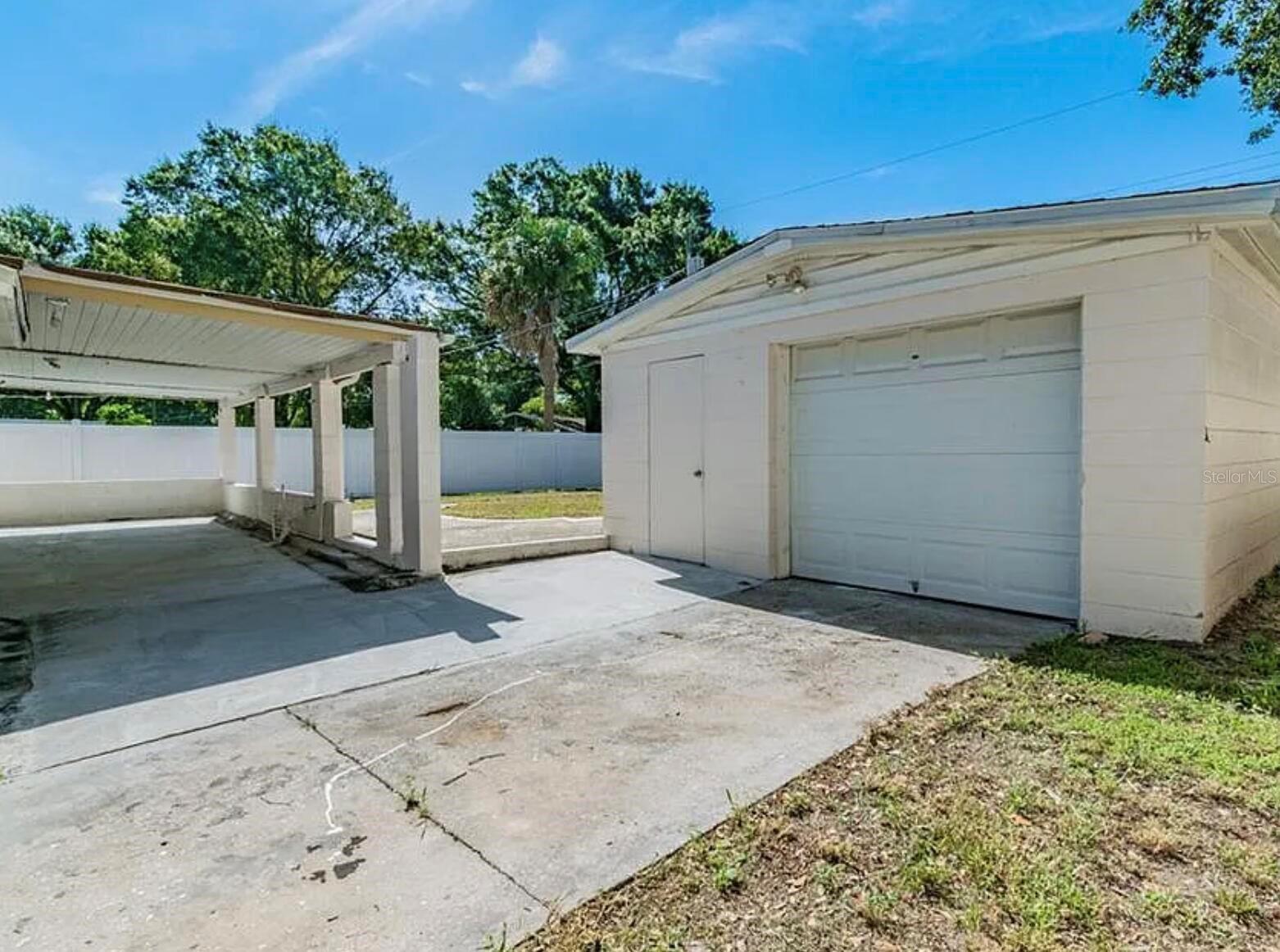 4710 W KNIGHTS AVE, TAMPA, FL, 33611