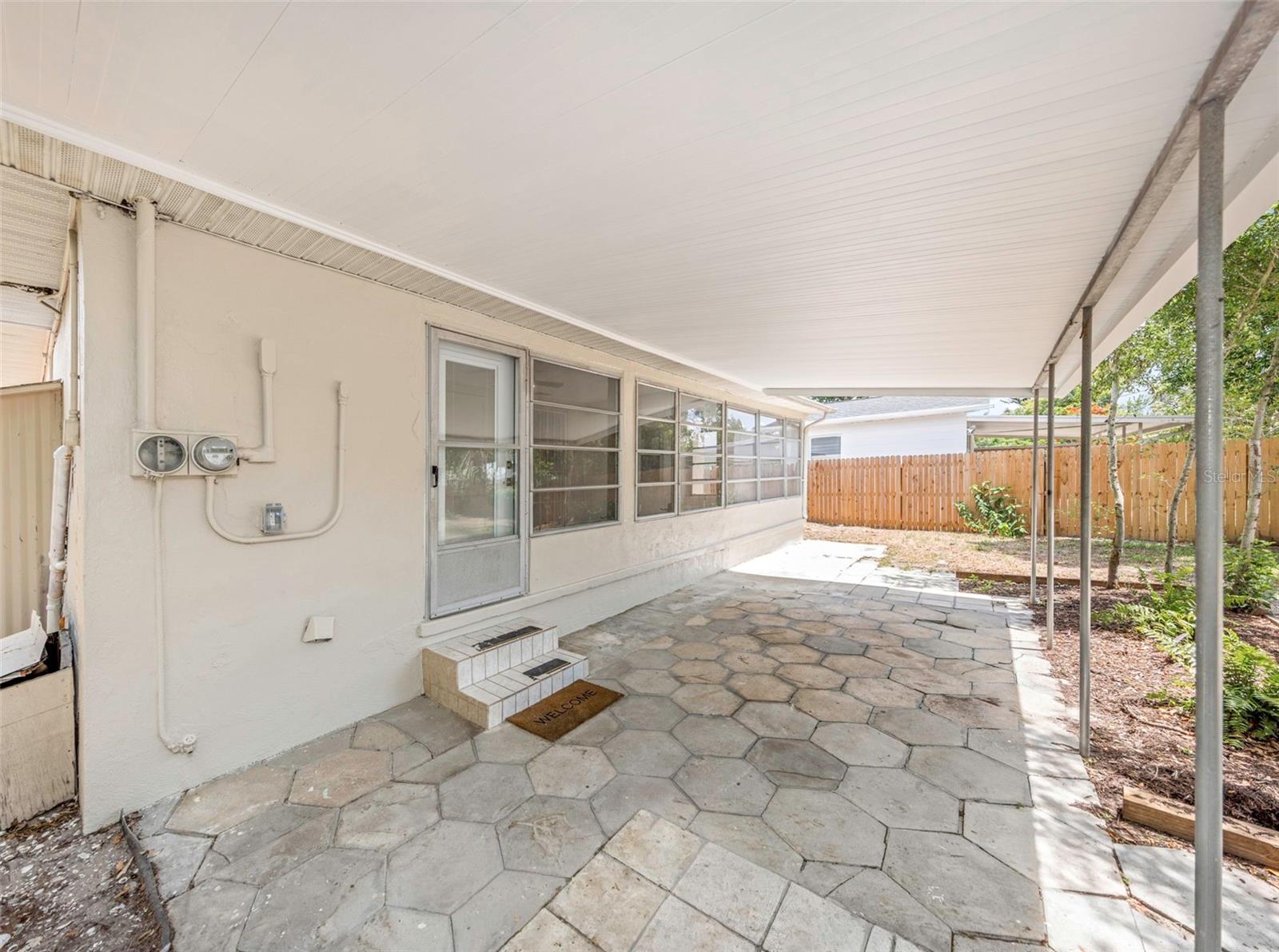 3200 33RD AVE N, ST PETERSBURG, FL, 33713