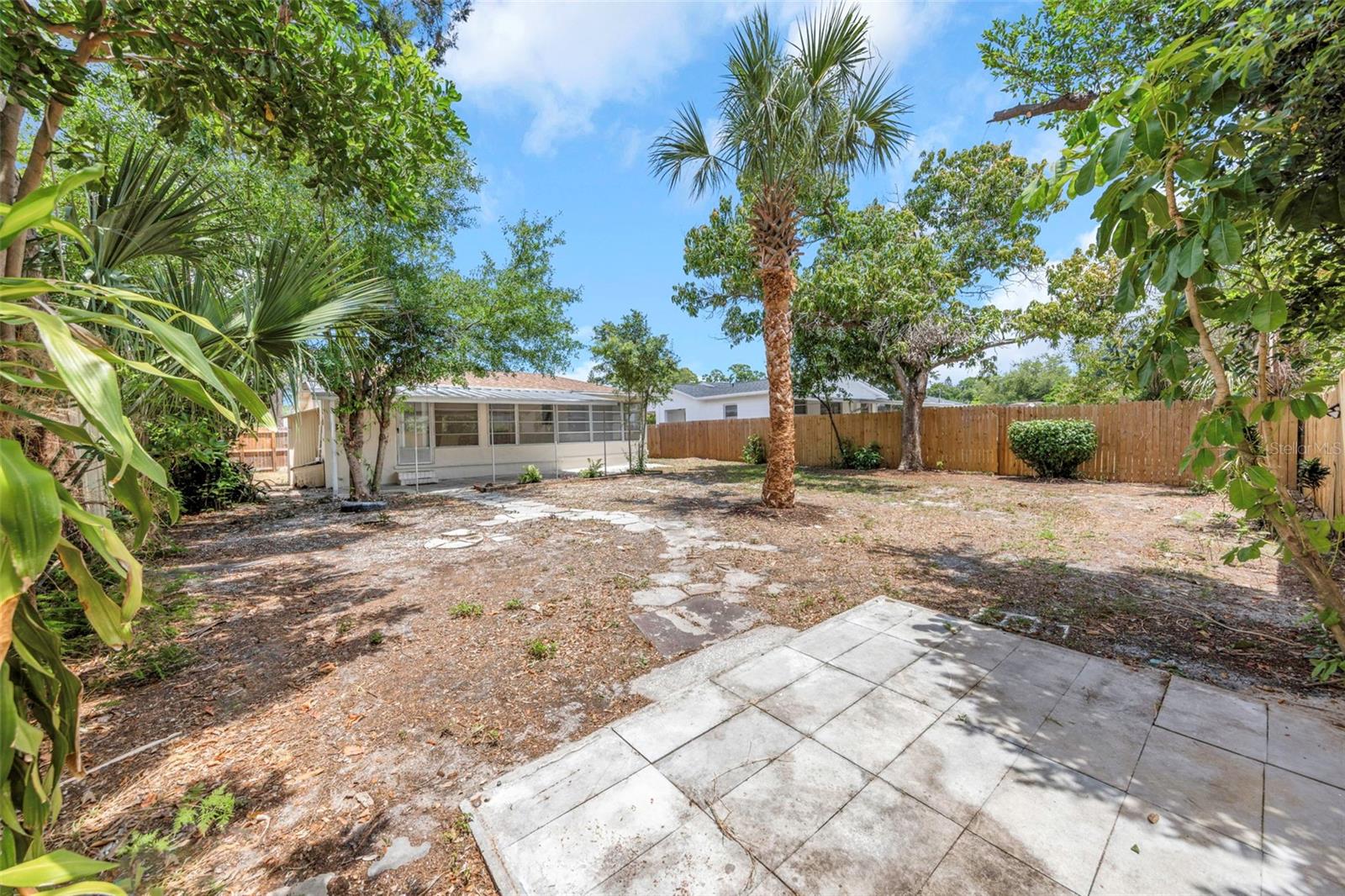 3200 33RD AVE N, ST PETERSBURG, FL, 33713