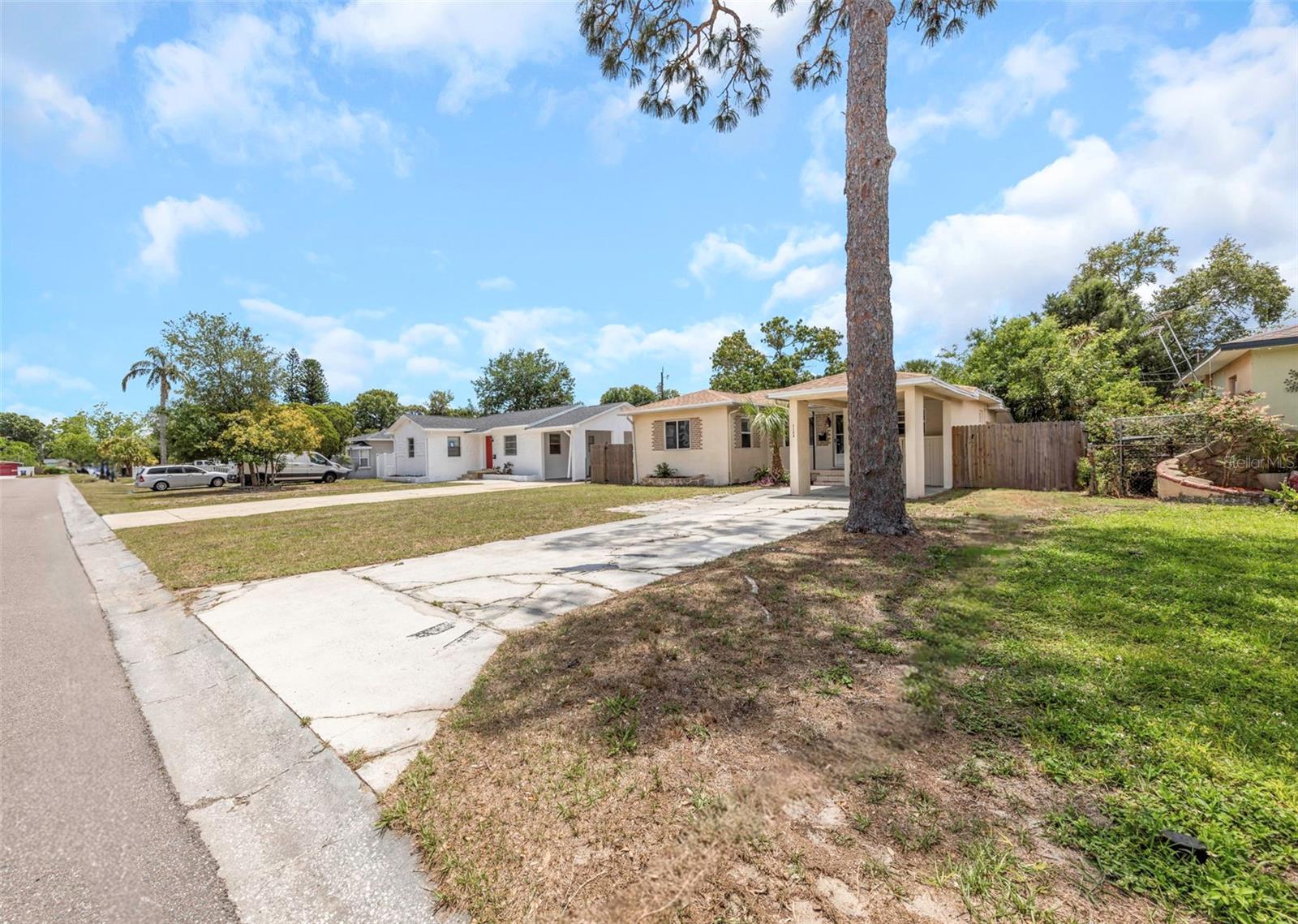 3200 33RD AVE N, ST PETERSBURG, FL, 33713