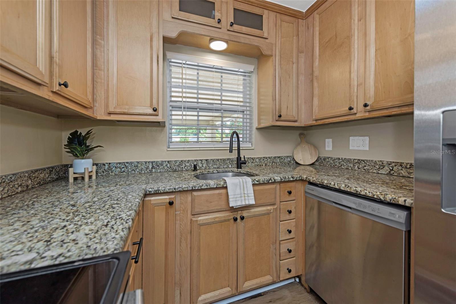 3200 33RD AVE N, ST PETERSBURG, FL, 33713