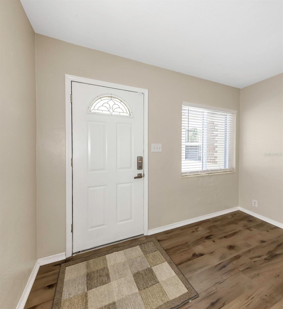 3200 33RD AVE N, ST PETERSBURG, FL, 33713