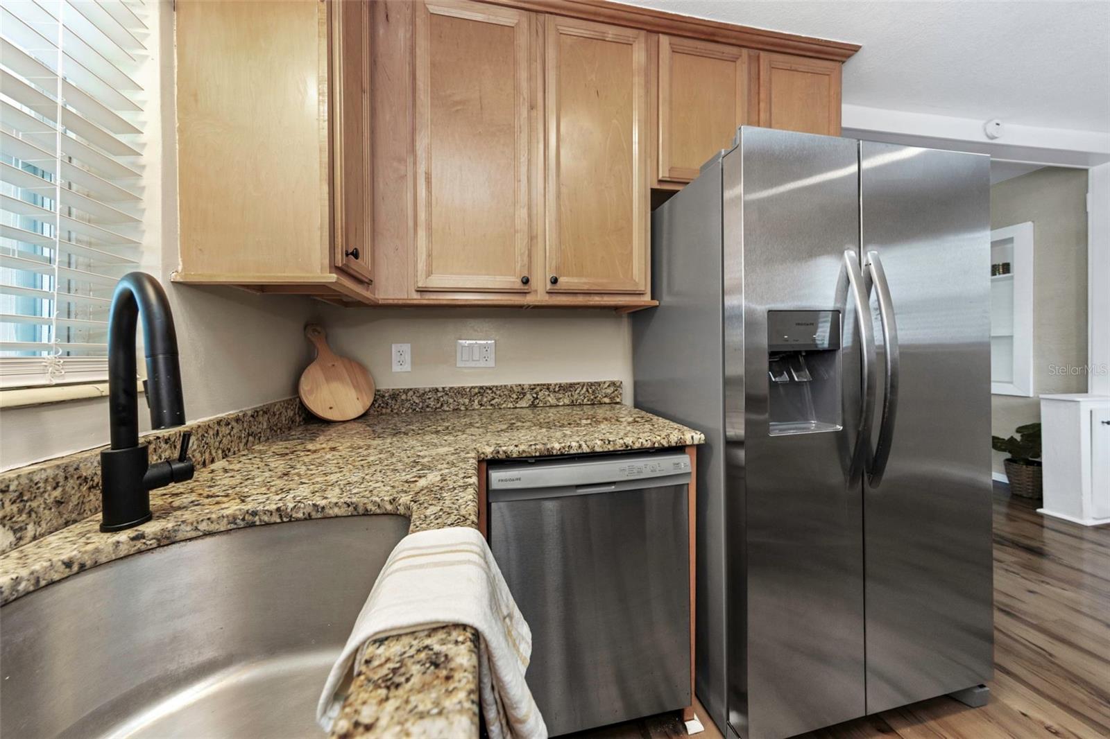 3200 33RD AVE N, ST PETERSBURG, FL, 33713