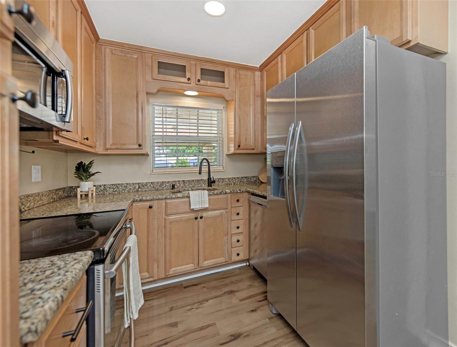 3200 33RD AVE N, ST PETERSBURG, FL, 33713