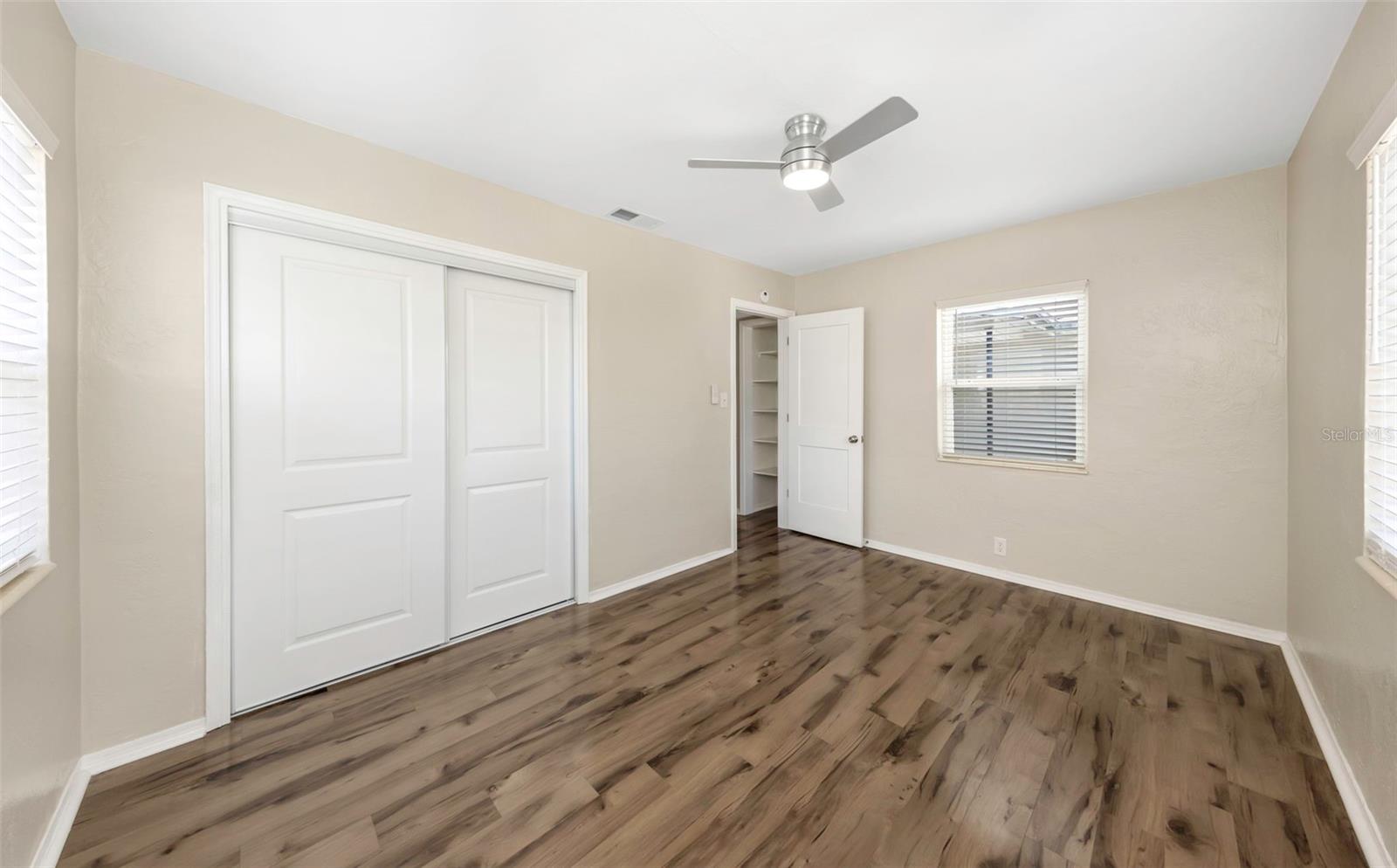 3200 33RD AVE N, ST PETERSBURG, FL, 33713