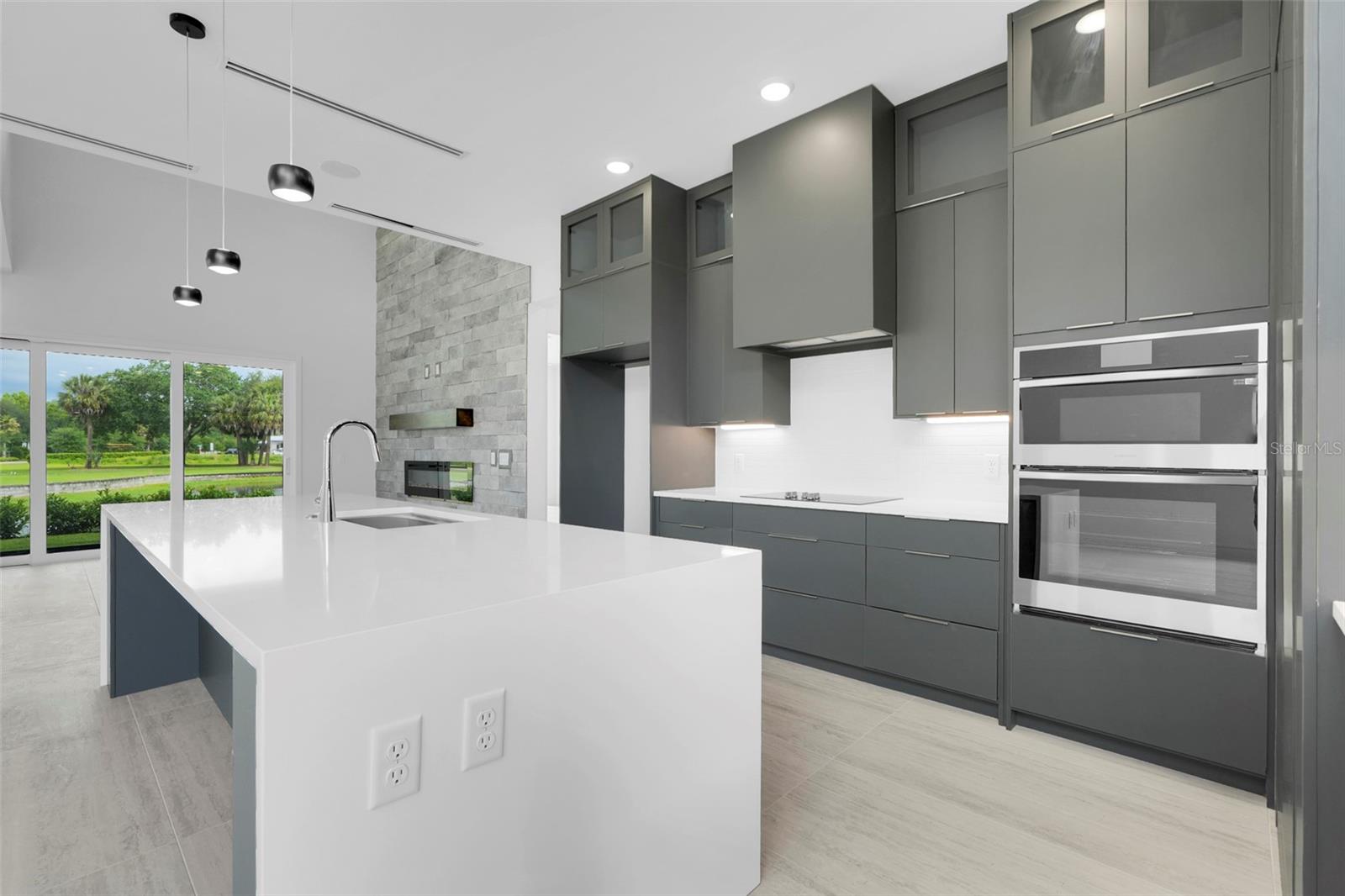 3019 KENSINGTON AVE, DAVENPORT, FL, 33837