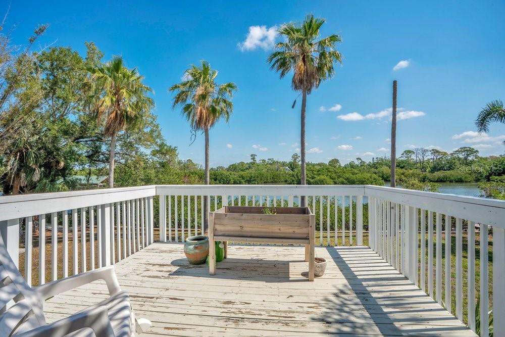 3858 SHORE BLVD, OLDSMAR, FL, 34677