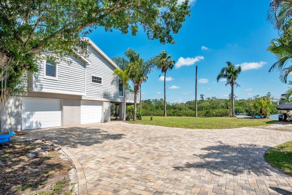 3858 SHORE BLVD, OLDSMAR, FL, 34677