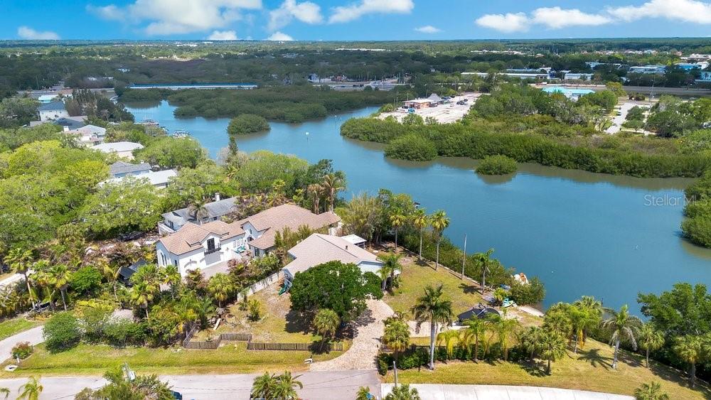 3858 SHORE BLVD, OLDSMAR, FL, 34677