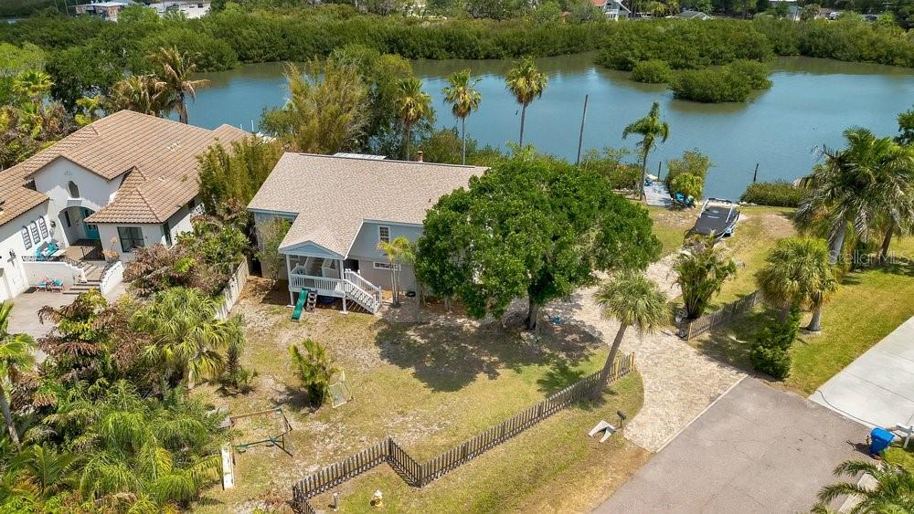 3858 SHORE BLVD, OLDSMAR, FL, 34677