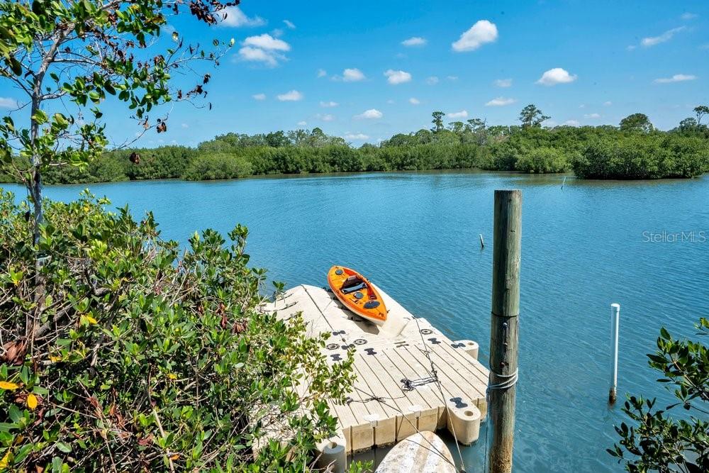 3858 SHORE BLVD, OLDSMAR, FL, 34677