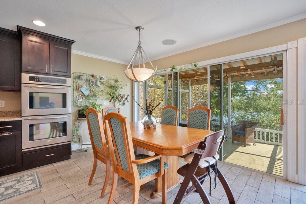 3858 SHORE BLVD, OLDSMAR, FL, 34677
