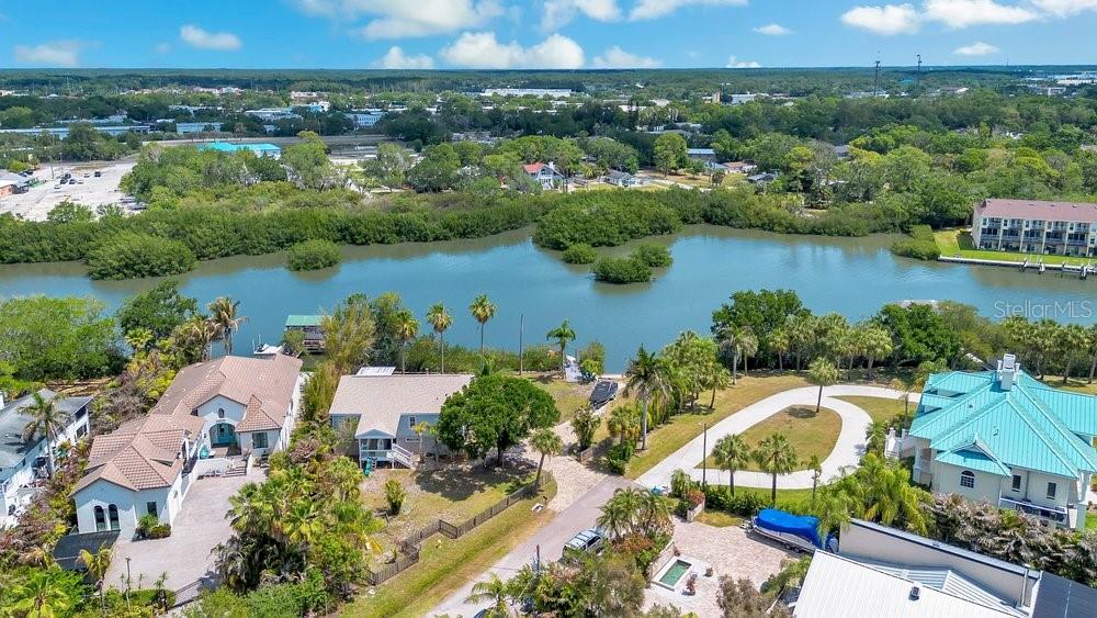 3858 SHORE BLVD, OLDSMAR, FL, 34677