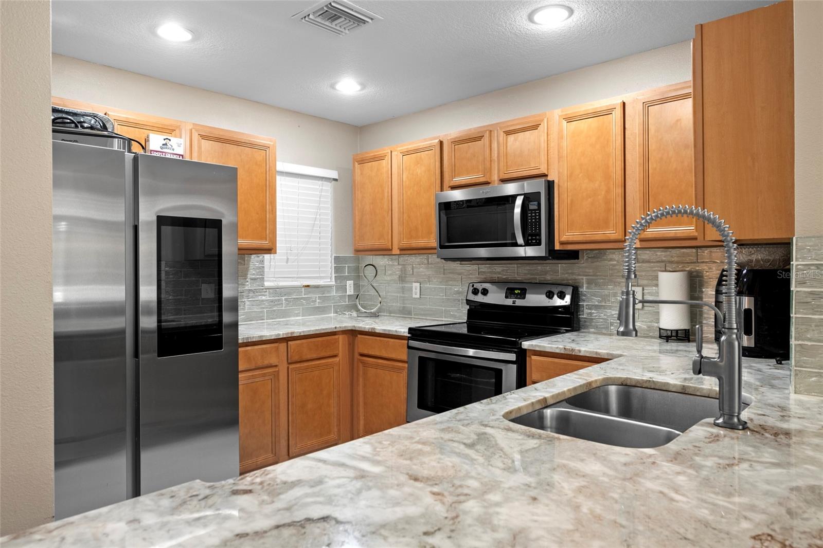 8825 WHITE SAGE LOOP, LAKEWOOD RANCH, FL, 34202