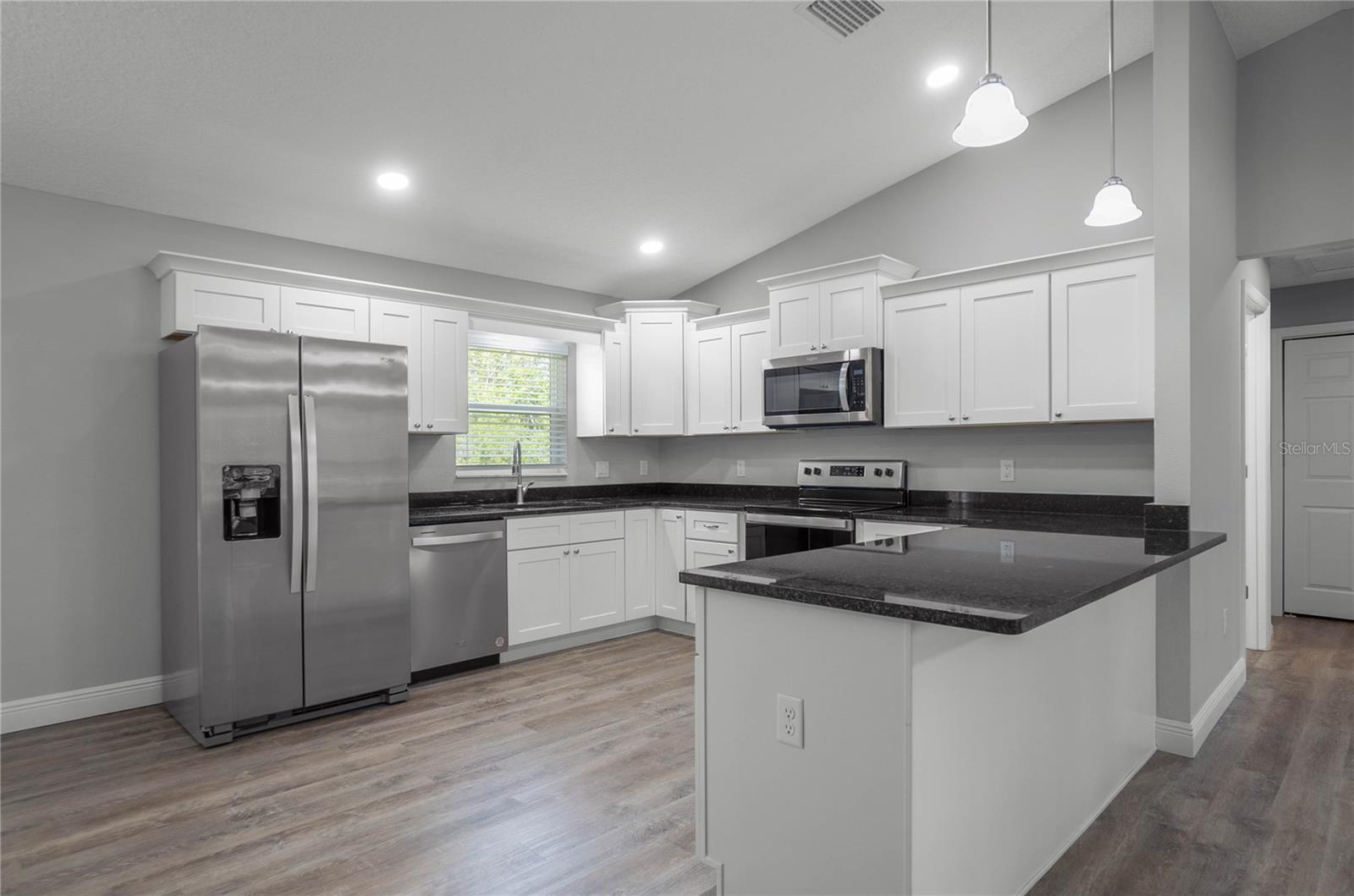 5932 N FLAGSTAFF AVE, BEVERLY HILLS, FL, 34465