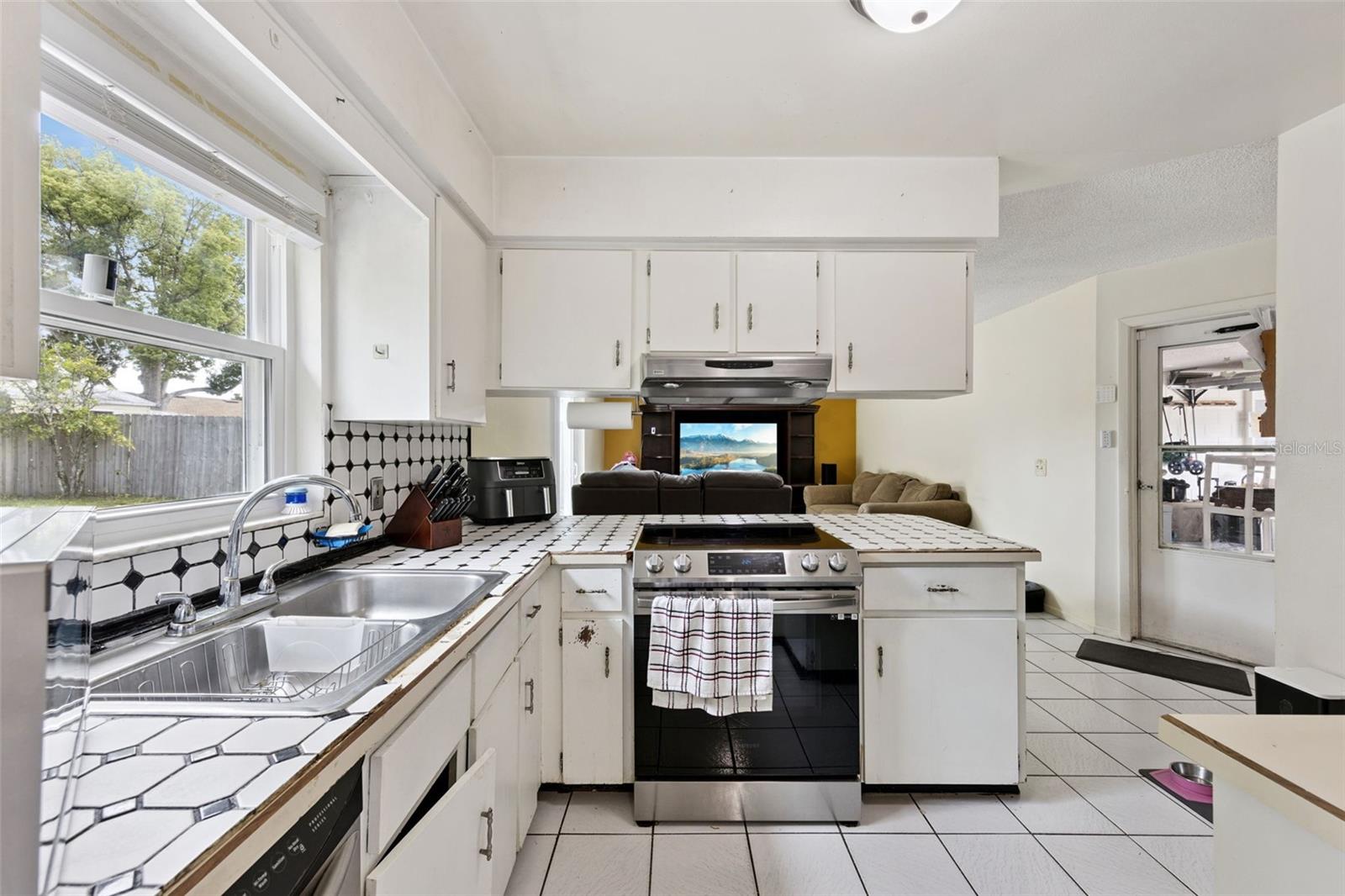 2485 HAULOVER BLVD, DELTONA, FL, 32738