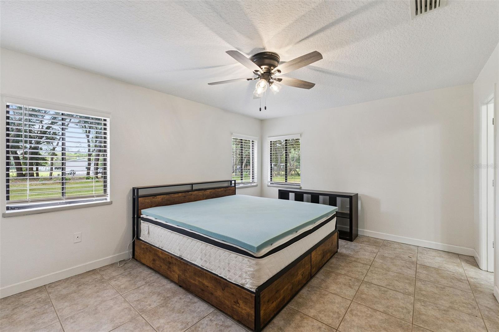 1142 BUCKLES RD, PIERSON, FL, 32180