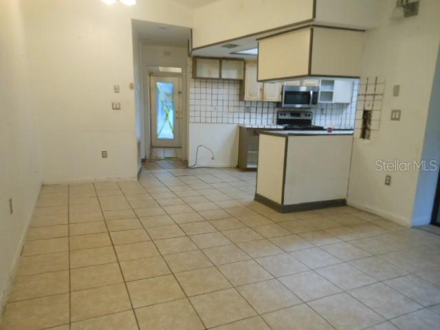 821 MOONLIGHT LN #1, BROOKSVILLE, FL, 34601