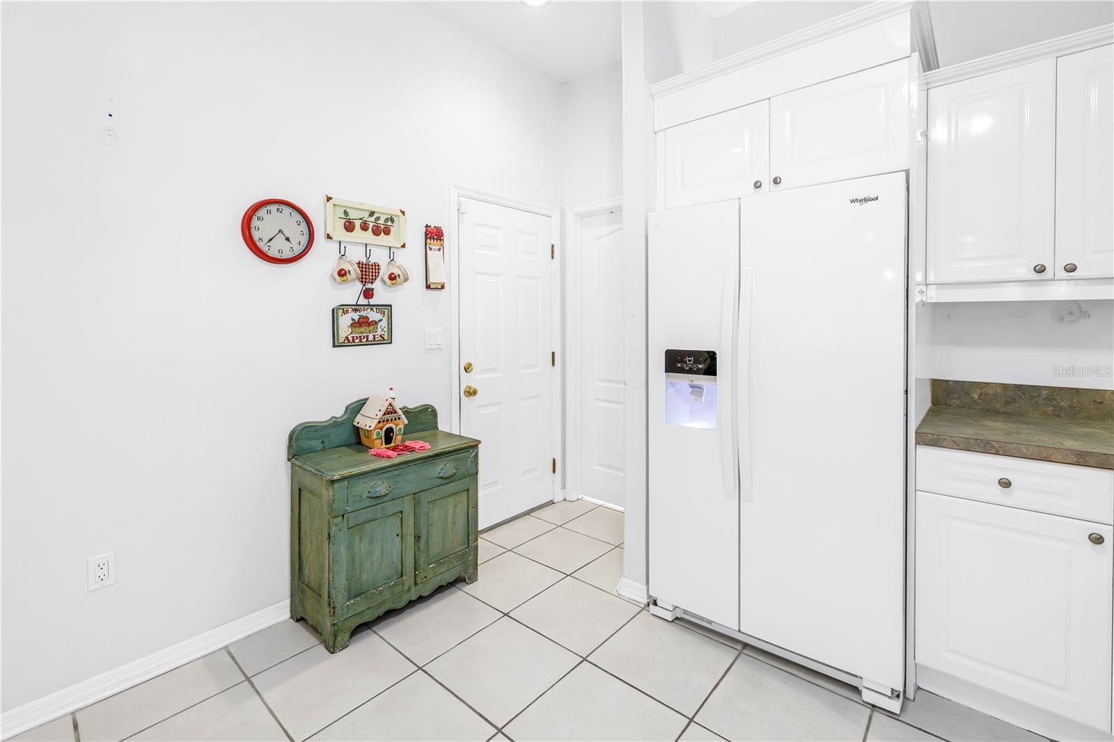 459 NORTHMOOR AVE N, ST PETERSBURG, FL, 33702