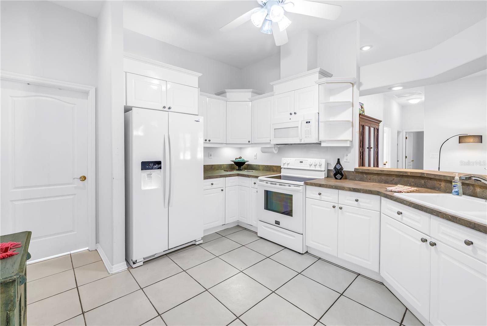 459 NORTHMOOR AVE N, ST PETERSBURG, FL, 33702