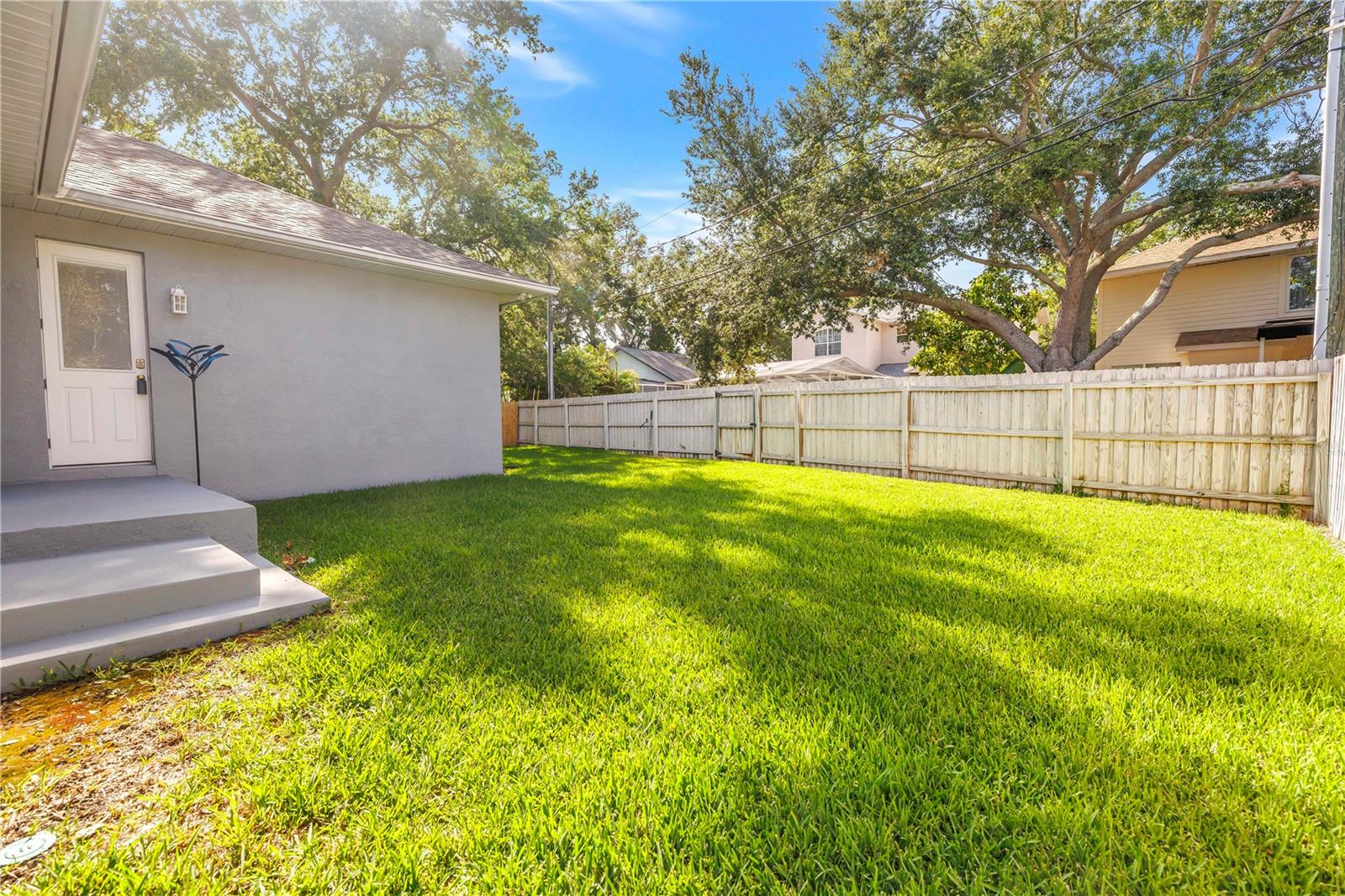 459 NORTHMOOR AVE N, ST PETERSBURG, FL, 33702