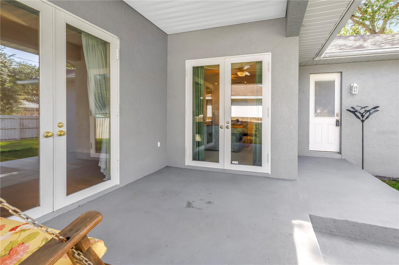 459 NORTHMOOR AVE N, ST PETERSBURG, FL, 33702