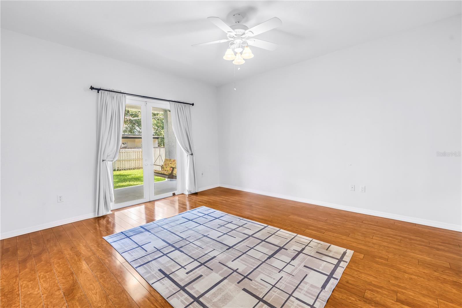 459 NORTHMOOR AVE N, ST PETERSBURG, FL, 33702