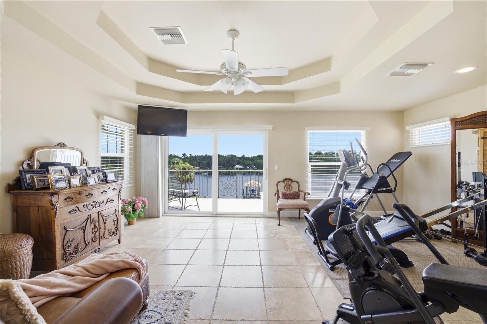 2504 CALOOSA SHORES DR, LABELLE, FL, 33935