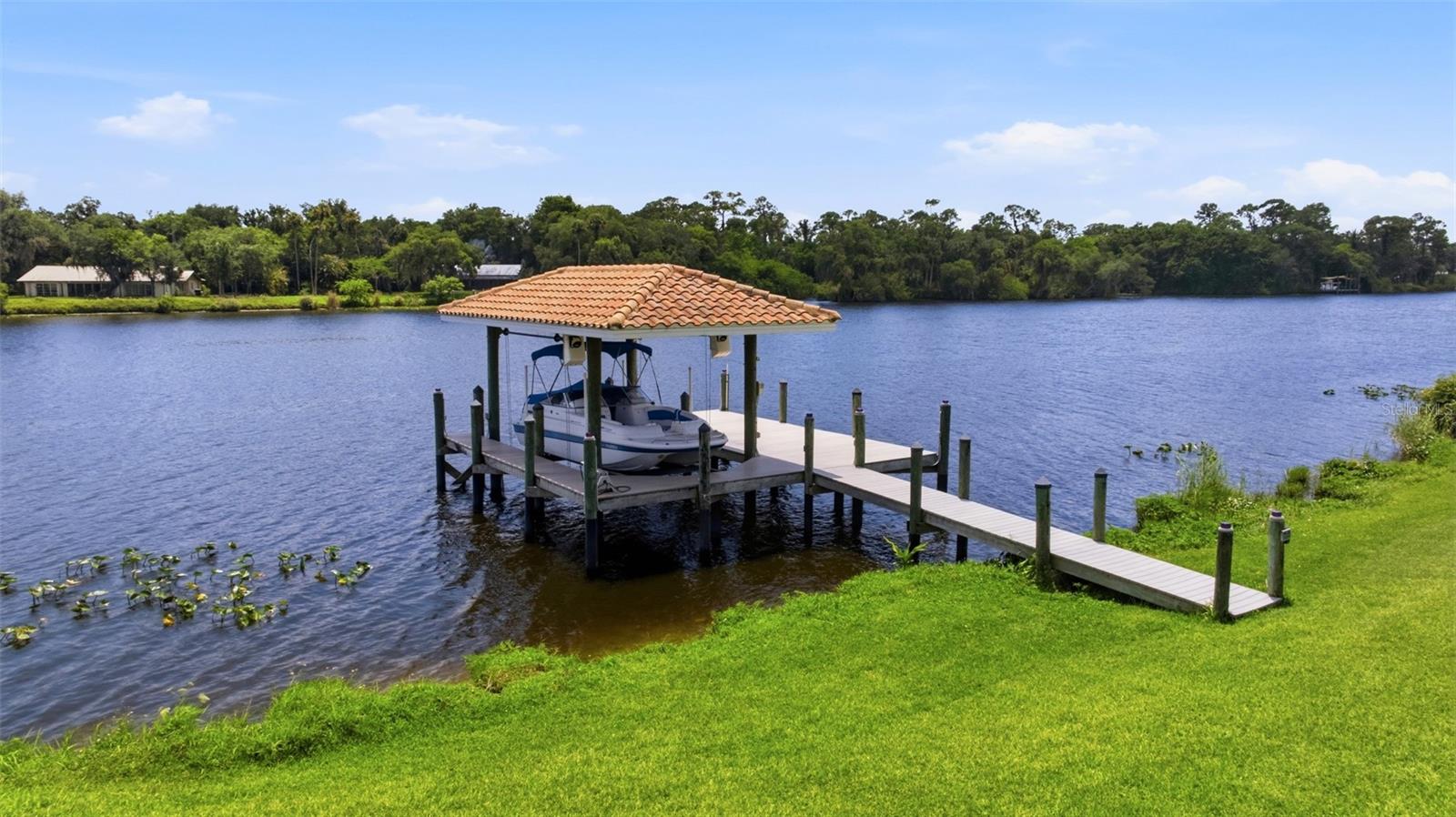 2504 CALOOSA SHORES DR, LABELLE, FL, 33935