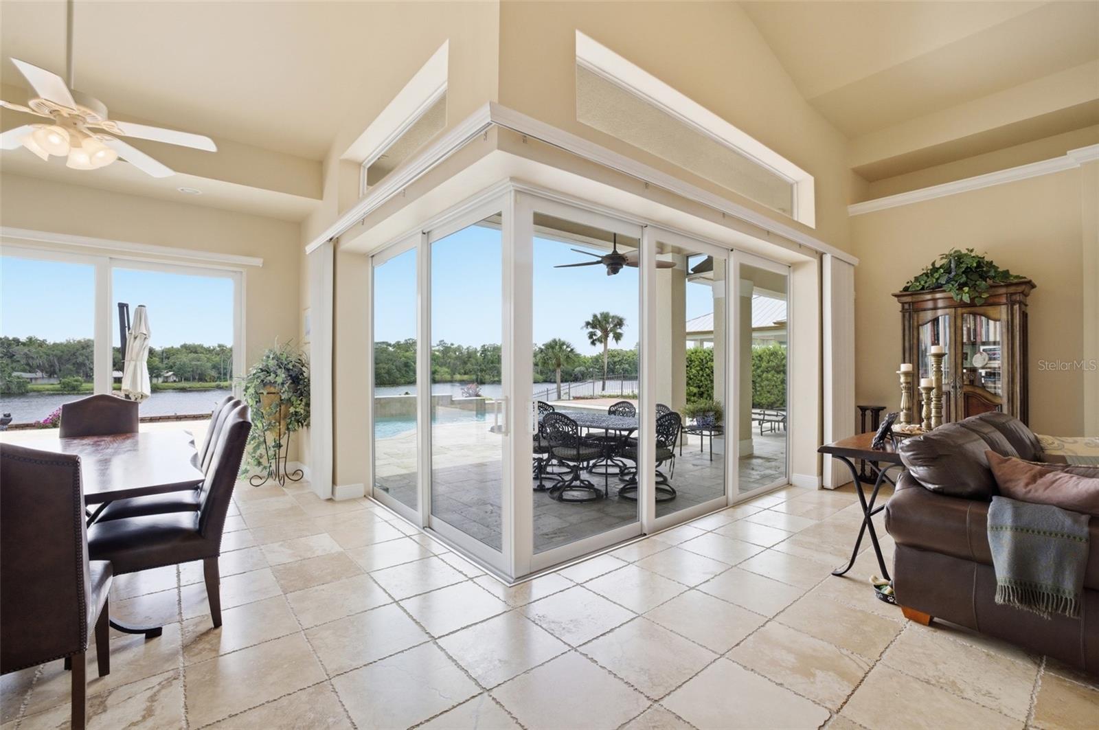 2504 CALOOSA SHORES DR, LABELLE, FL, 33935