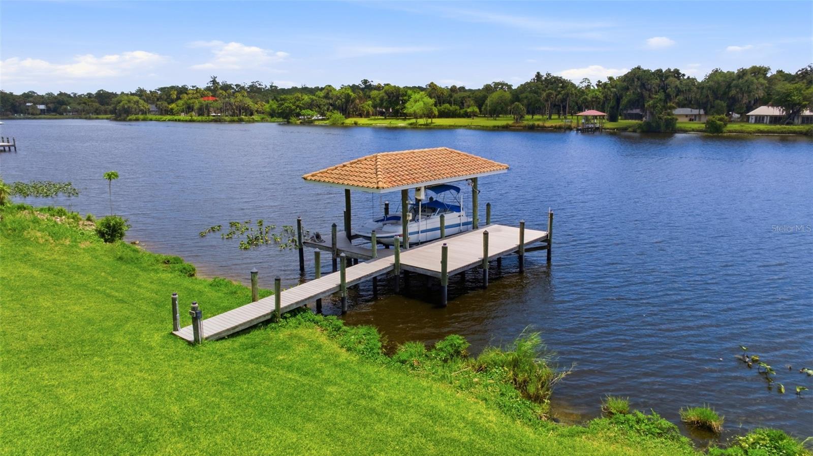 2504 CALOOSA SHORES DR, LABELLE, FL, 33935