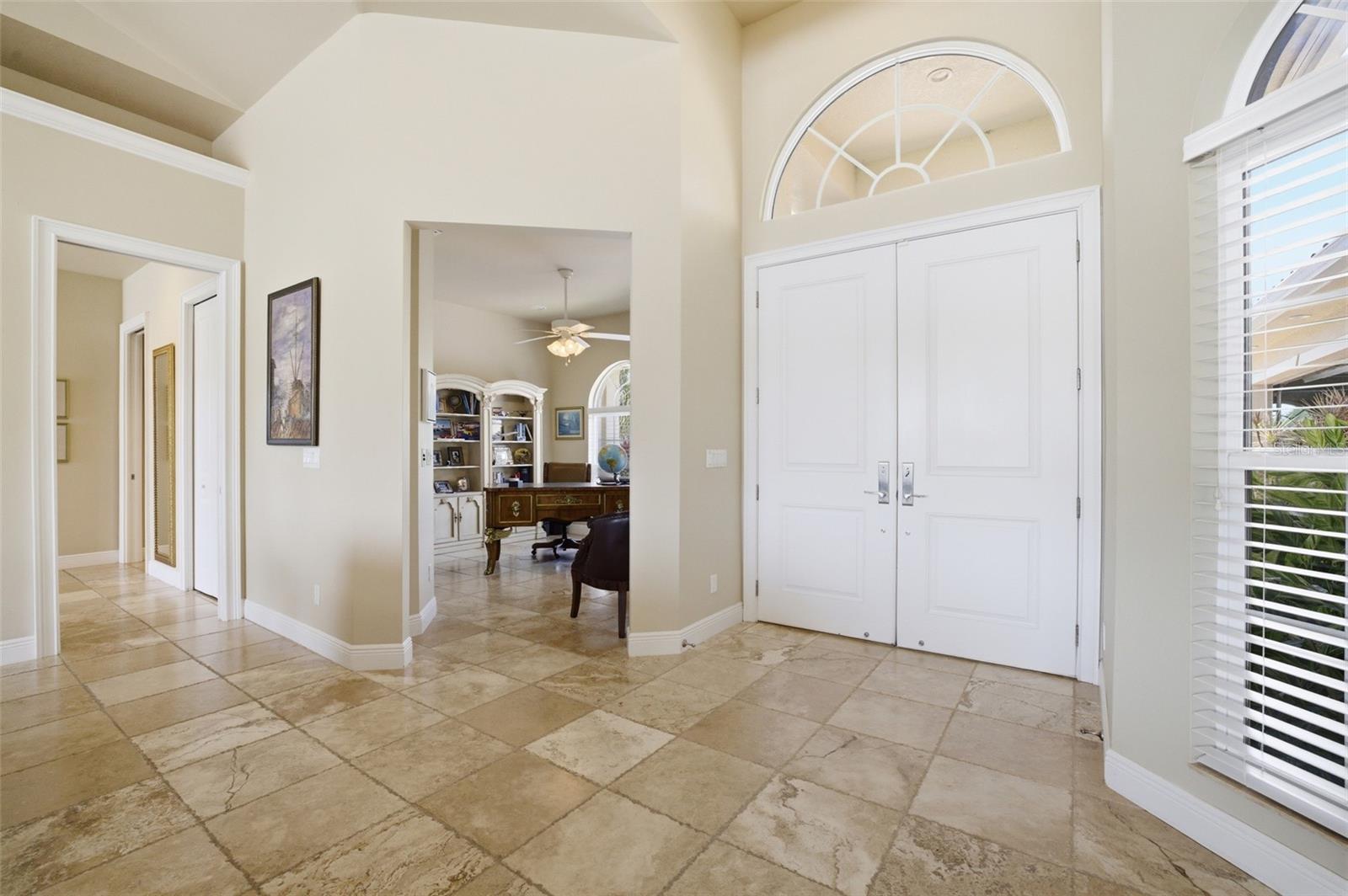 2504 CALOOSA SHORES DR, LABELLE, FL, 33935