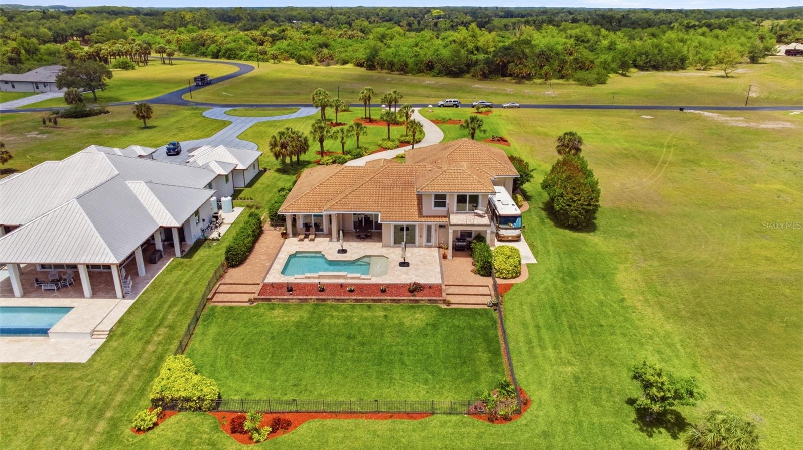 2504 CALOOSA SHORES DR, LABELLE, FL, 33935