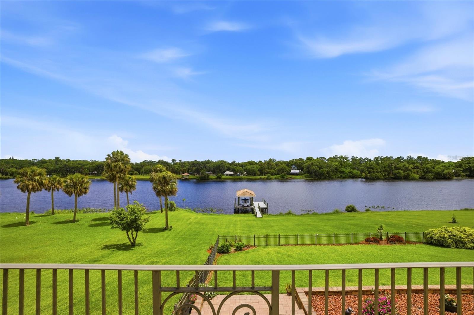2504 CALOOSA SHORES DR, LABELLE, FL, 33935
