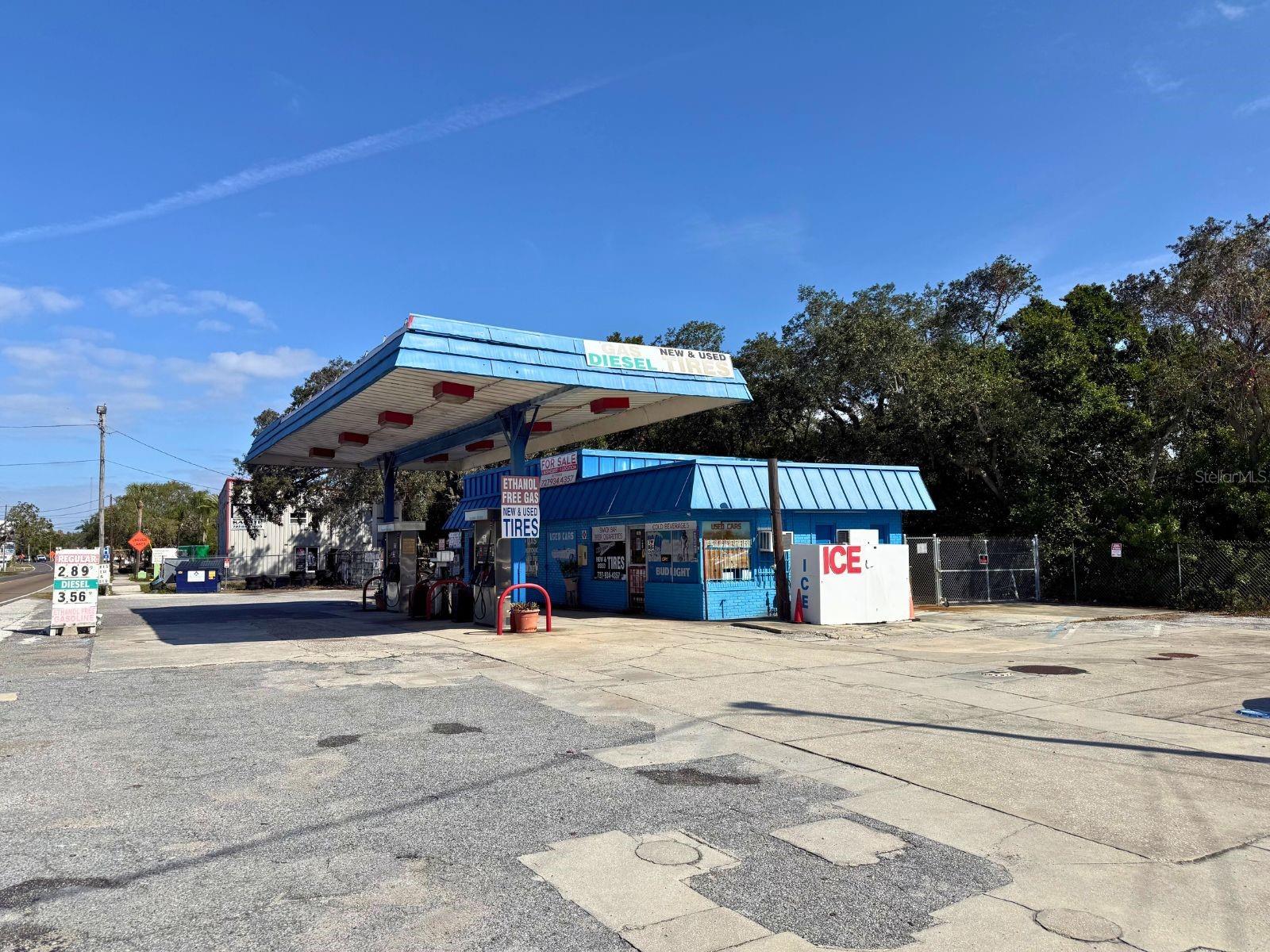 1941 S PINELLAS AVE, TARPON SPRINGS, FL, 34689