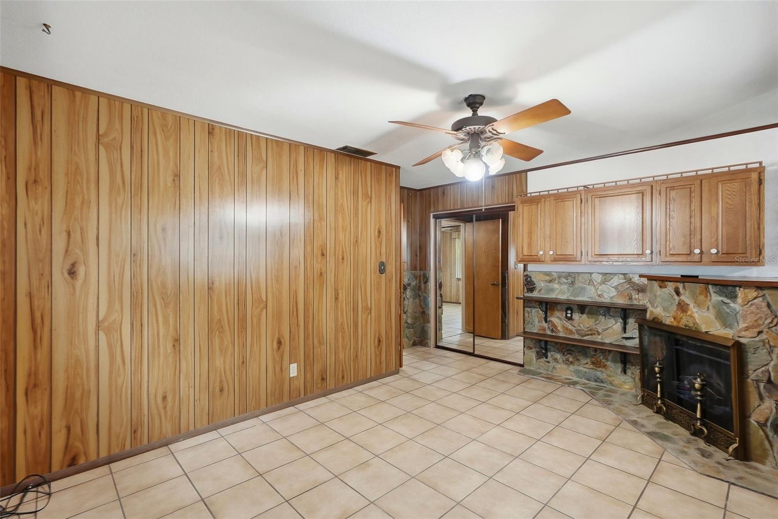 11422 62ND AVE, SEMINOLE, FL, 33772