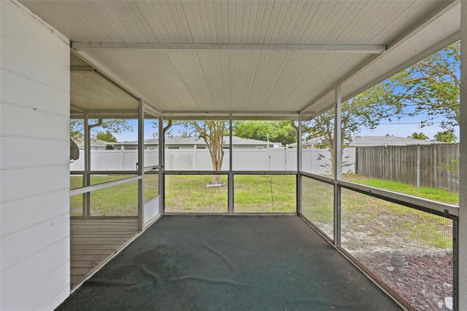 11422 62ND AVE, SEMINOLE, FL, 33772