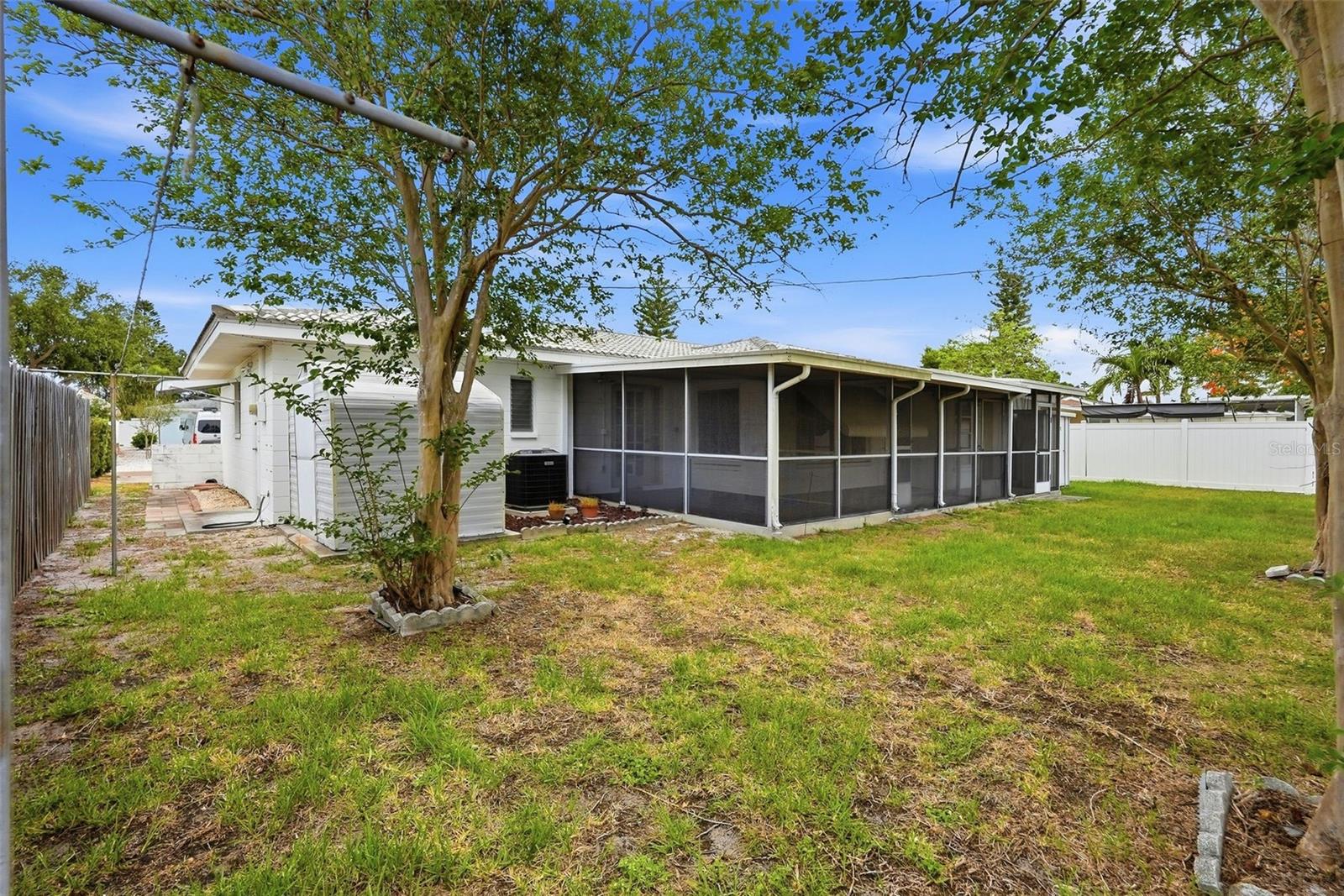 11422 62ND AVE, SEMINOLE, FL, 33772
