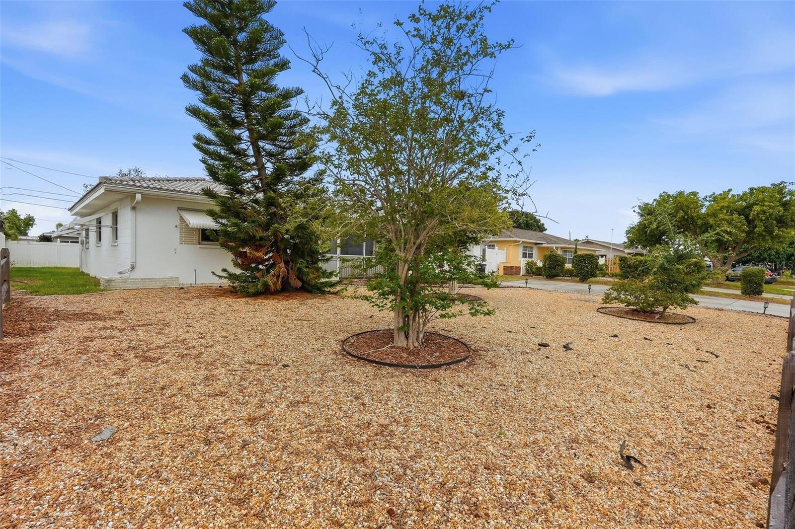 11422 62ND AVE, SEMINOLE, FL, 33772