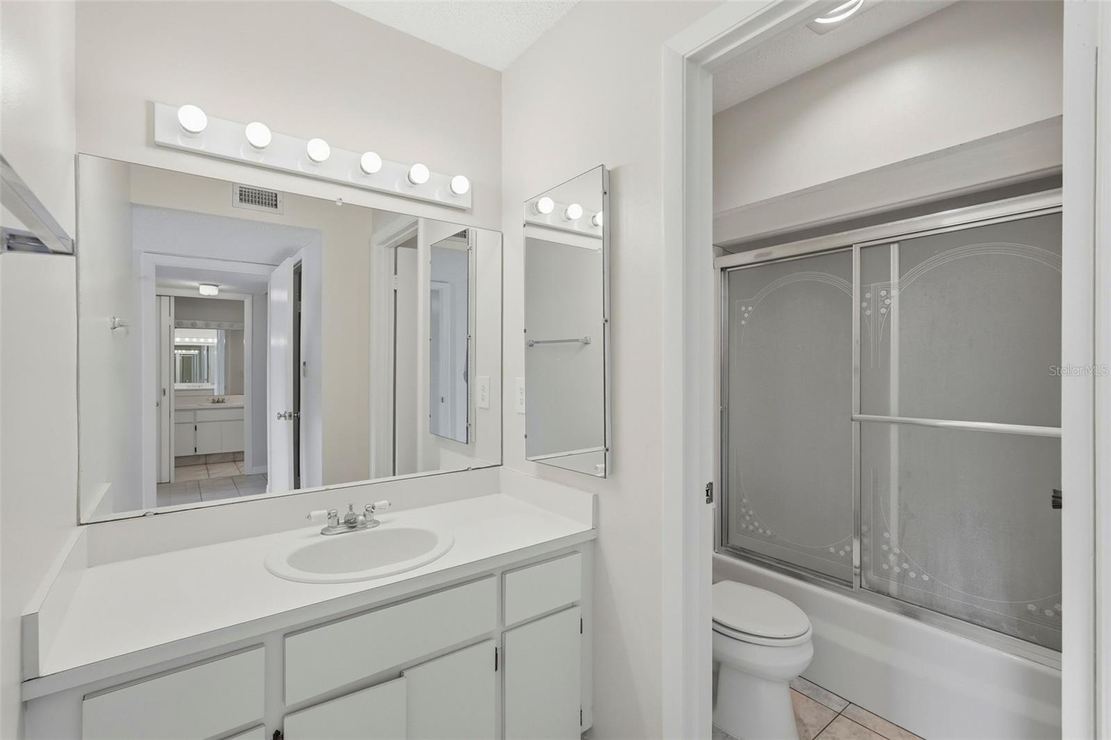 14800 WALSINGHAM RD #205, LARGO, FL, 33774