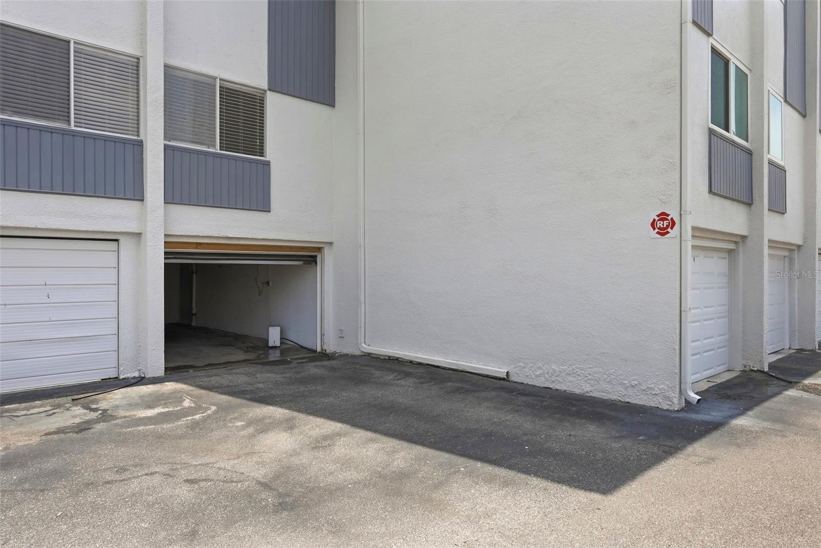 14800 WALSINGHAM RD #205, LARGO, FL, 33774