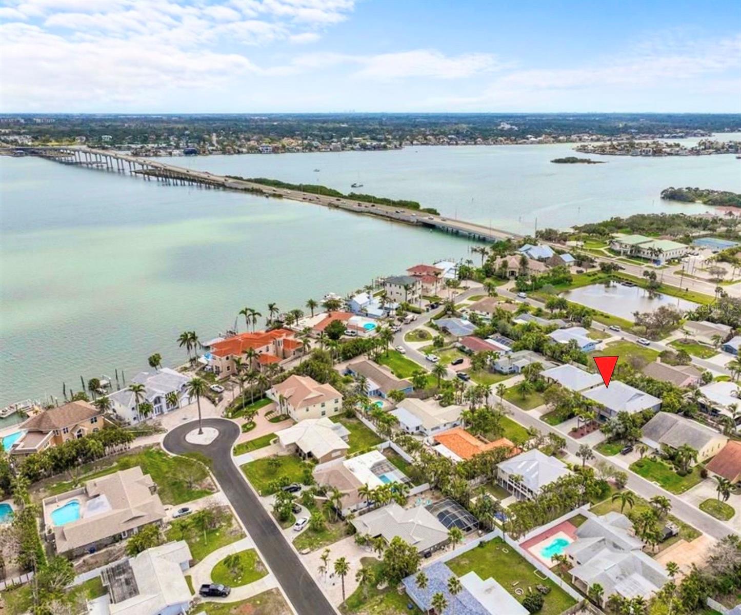114 13TH ST, BELLEAIR BEACH, FL, 33786