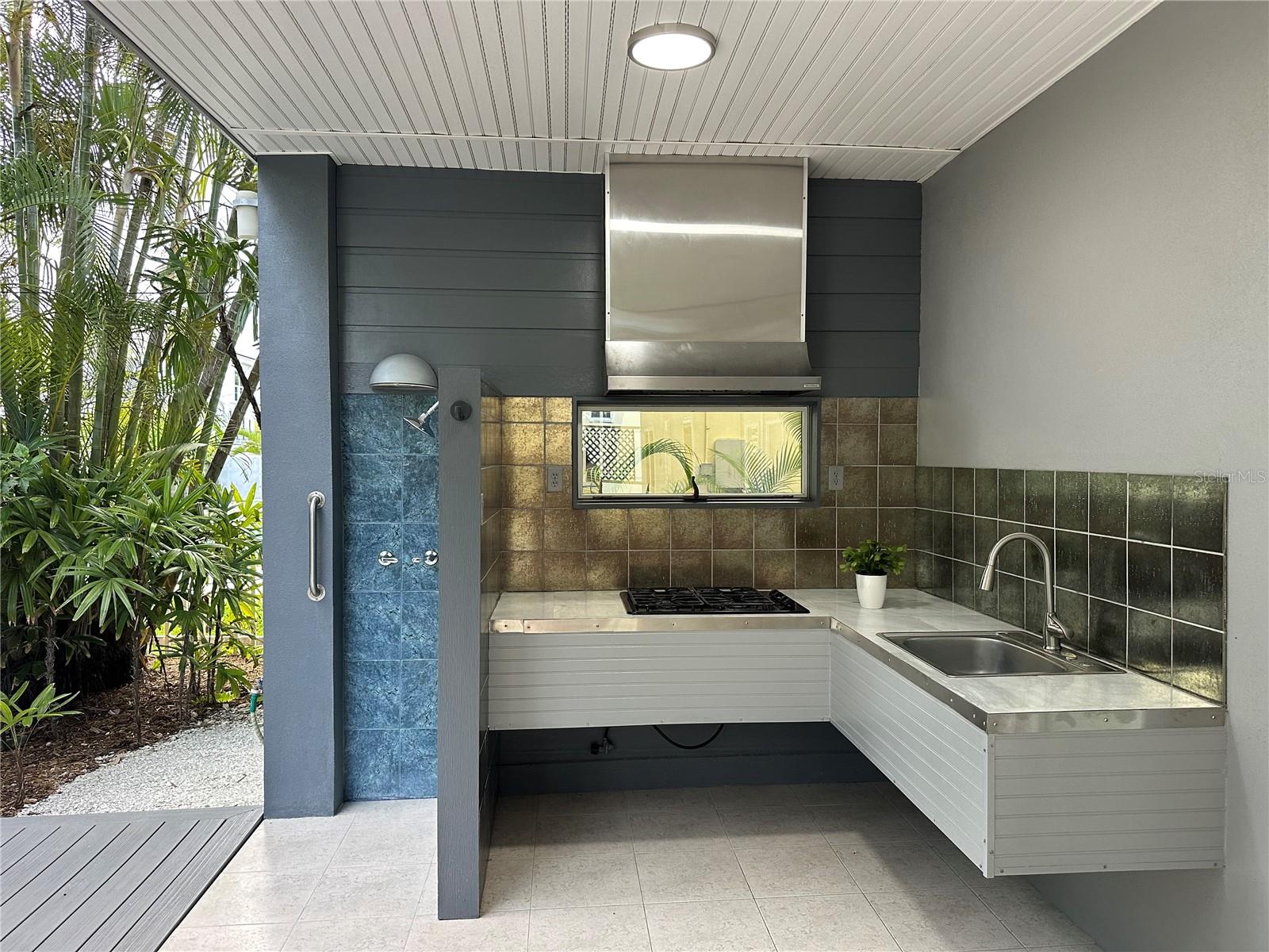 114 13TH ST, BELLEAIR BEACH, FL, 33786